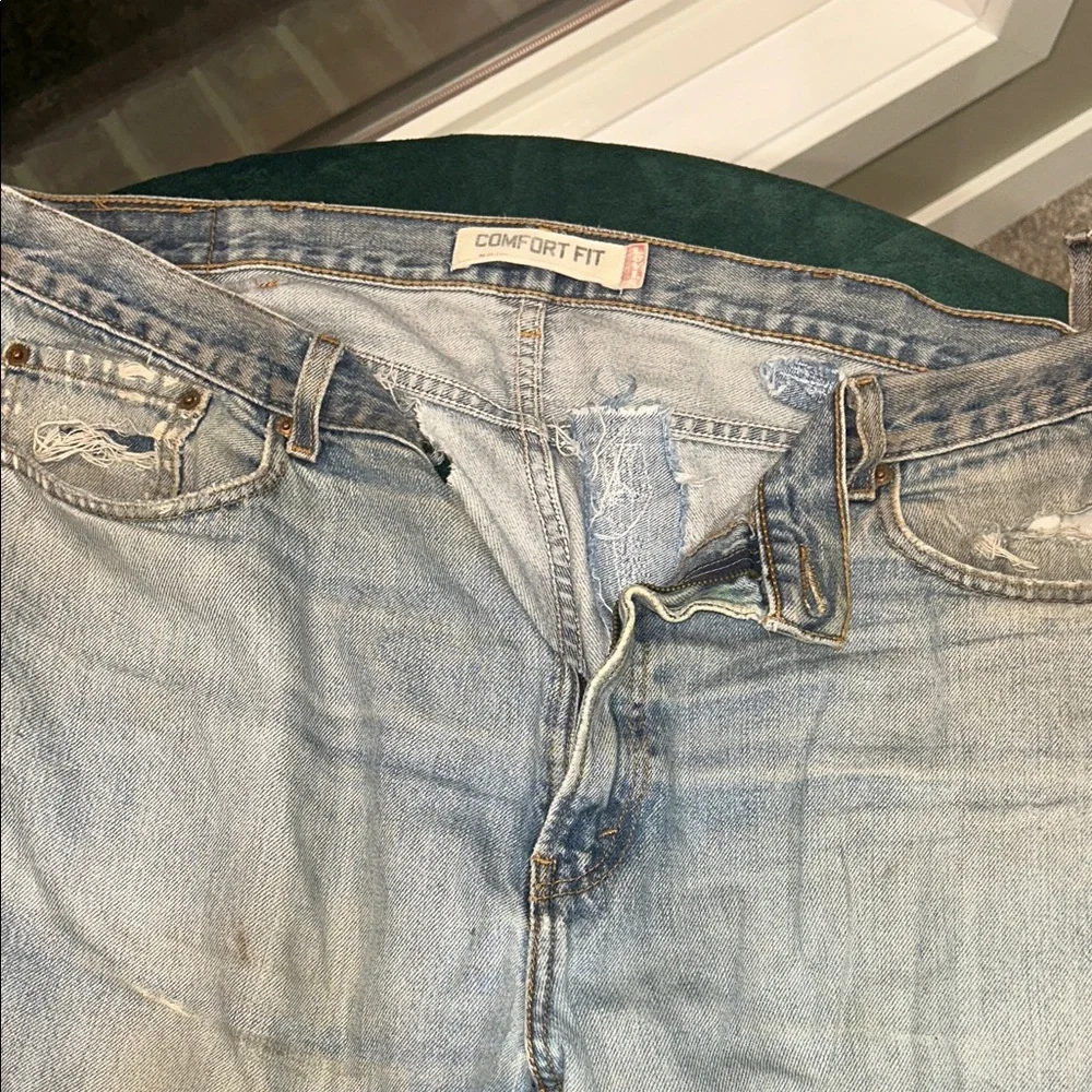 DISTRESSED‎ Levi's 560 Men's Comfort Fit Jeans in Light Blue 40 x 30